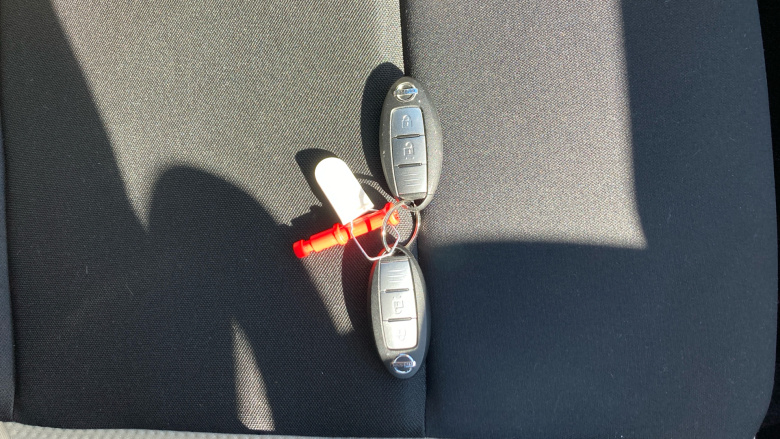 Nissan Micra 1.0 IG-T 92 Tekna 5dr Petrol Hatchback